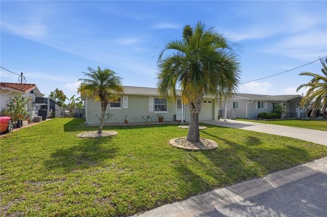 12532 5TH ISLE, Hudson, FL 34667