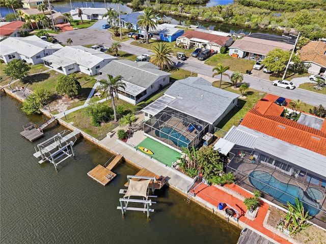 12532 5TH ISLE, Hudson, FL 34667