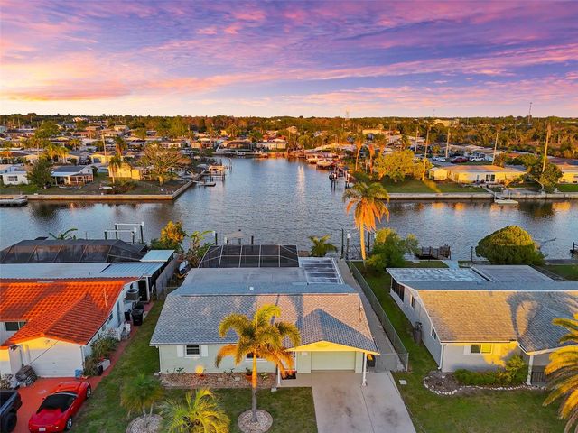 12532 5TH ISLE, Hudson, FL 34667