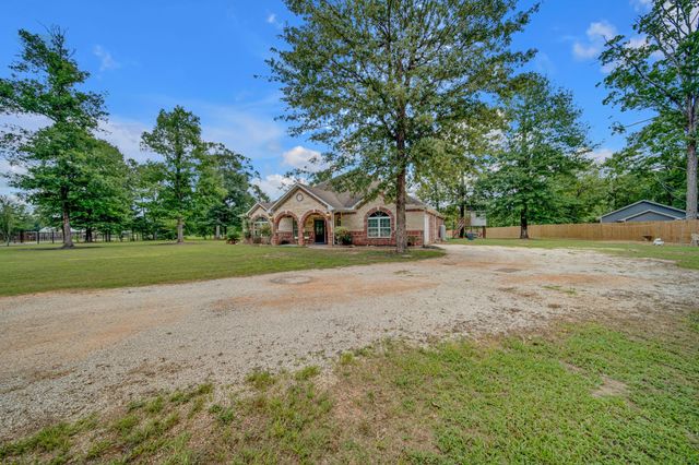 9942 Ramzi Drive, Conroe, TX 77303