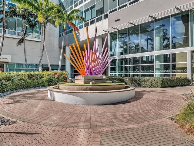 20900 NE 30th Avenue 207, Aventura, FL 33180