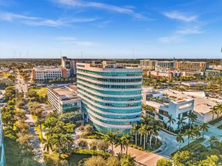 20900 NE 30th Avenue 207, Aventura, FL 33180