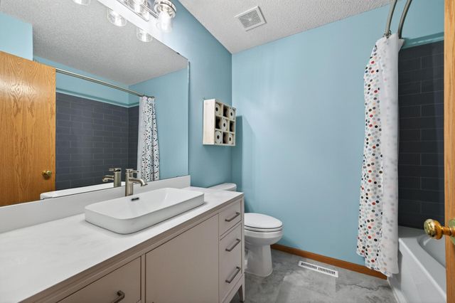 15816 Neon Street NW, Ramsey, MN 55303
