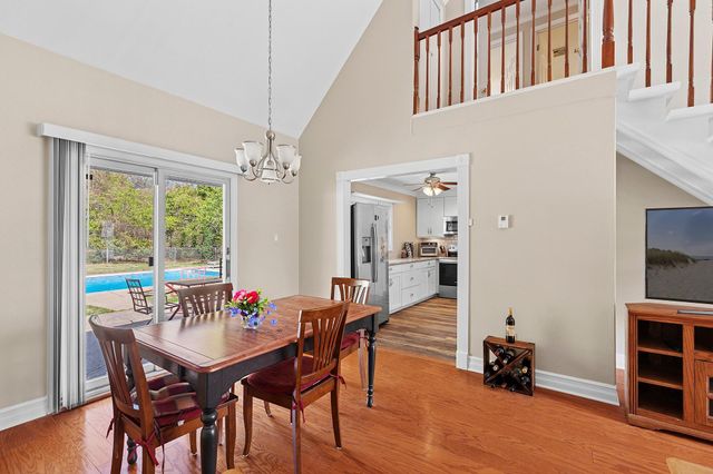 3 Hamilton Court, Coram, NY 11727