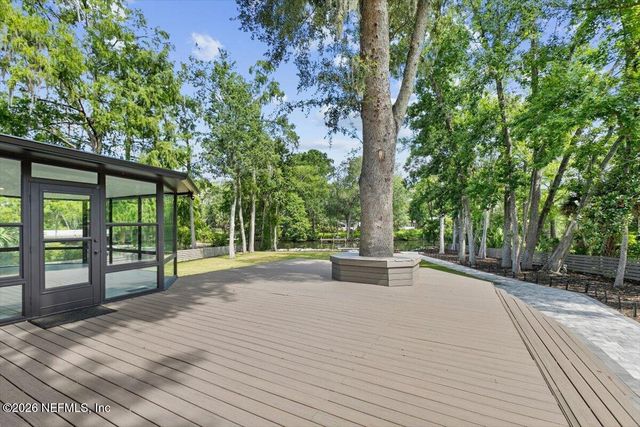 8833 SANCHEZ Road, Jacksonville, FL 32217