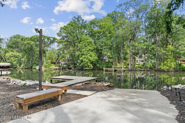 8833 SANCHEZ Road, Jacksonville, FL 32217