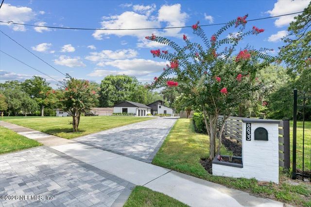 8833 SANCHEZ Road, Jacksonville, FL 32217