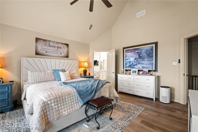 2110 Parkway Circle, Van Buren, AR 72956