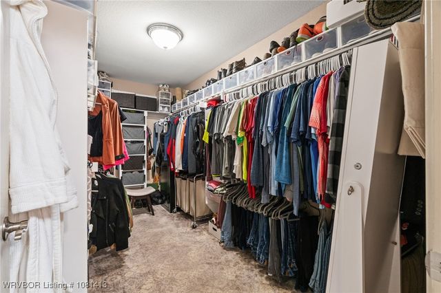 2110 Parkway Circle, Van Buren, AR 72956