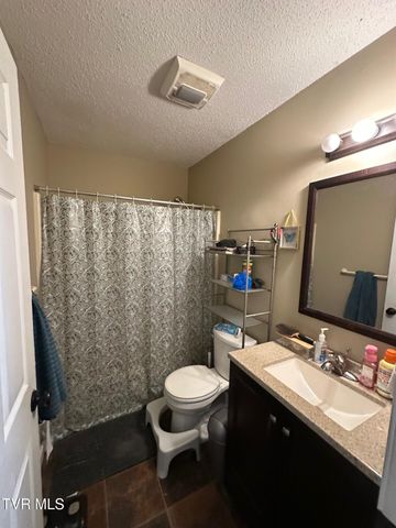 1707 Daytona Drive, Johnson City, TN 37601