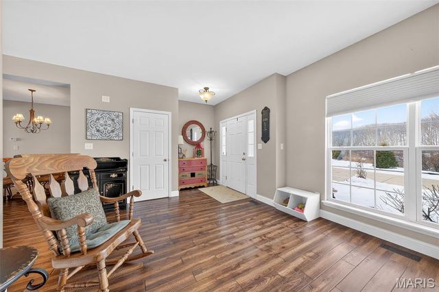 5563 Mirasol Manor Way, Eureka, MO 63025