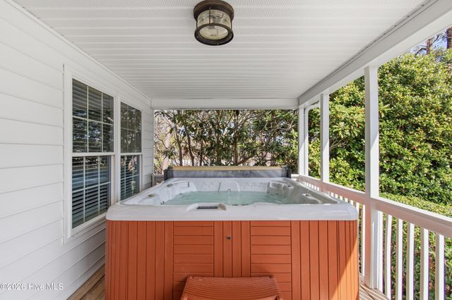 6481 Walden Pond Lane, Southport, NC 28461