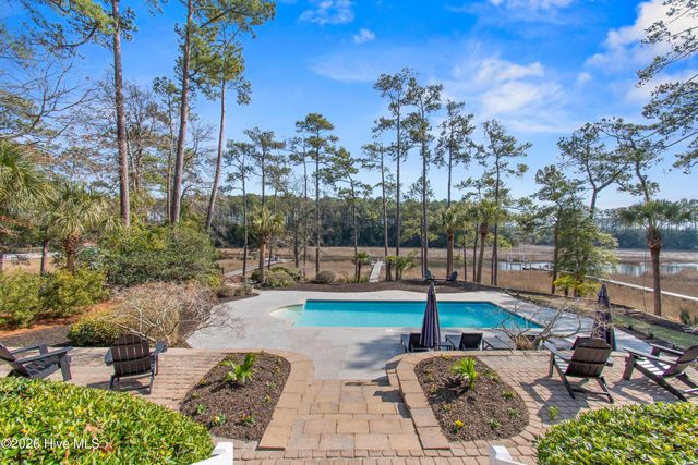 6481 Walden Pond Lane, Southport, NC 28461