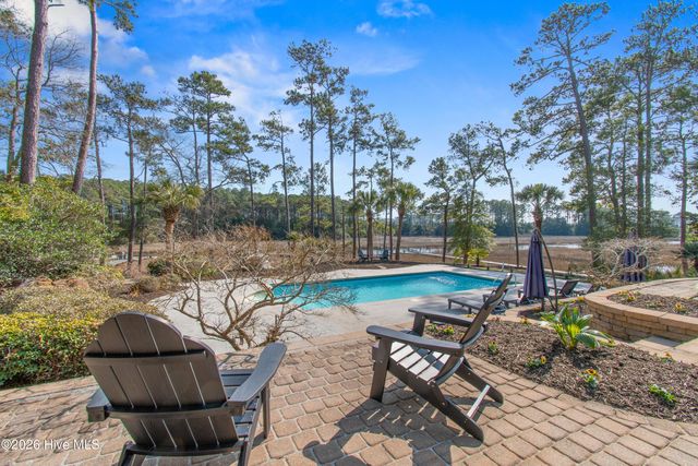 6481 Walden Pond Lane, Southport, NC 28461