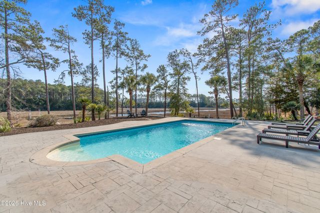 6481 Walden Pond Lane, Southport, NC 28461