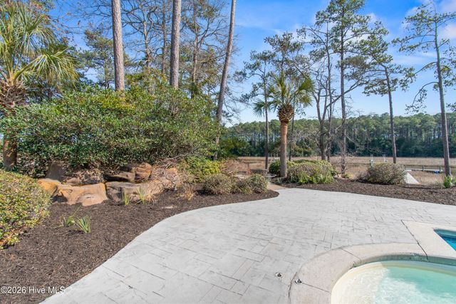 6481 Walden Pond Lane, Southport, NC 28461