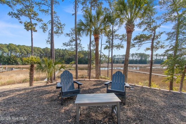 6481 Walden Pond Lane, Southport, NC 28461