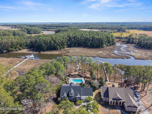 6481 Walden Pond Lane, Southport, NC 28461