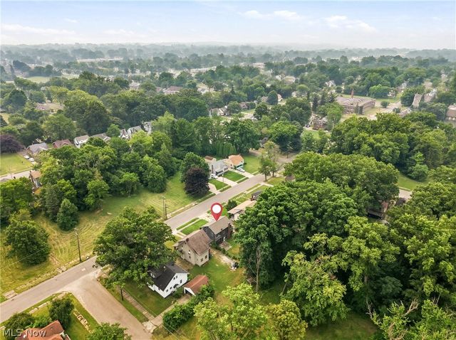 3016 Hudson Avenue, Youngstown, OH 44511