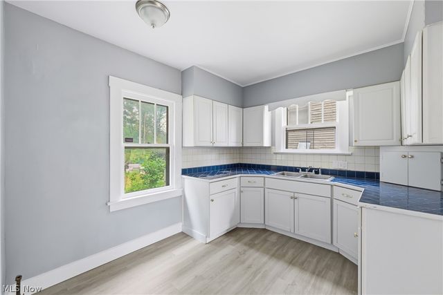 3016 Hudson Avenue, Youngstown, OH 44511