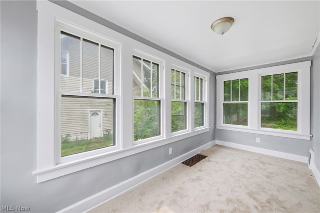 3016 Hudson Avenue, Youngstown, OH 44511