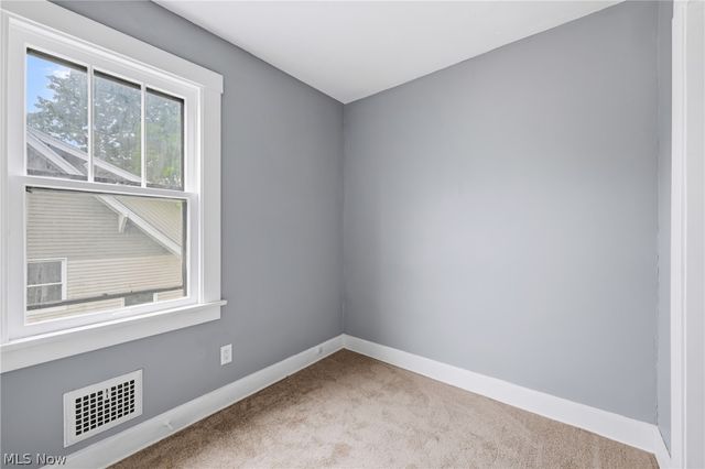 3016 Hudson Avenue, Youngstown, OH 44511