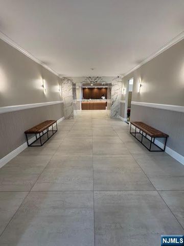 1203 River Road 17M, Edgewater, NJ 07020