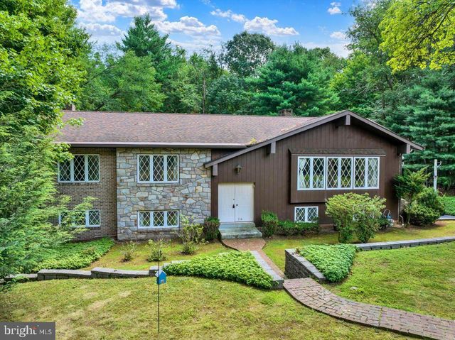 334 CANDY RD, Mohnton, PA 19540