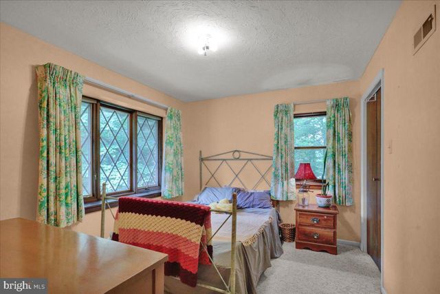 334 CANDY RD, Mohnton, PA 19540