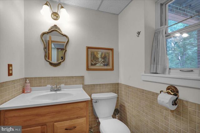 334 CANDY RD, Mohnton, PA 19540