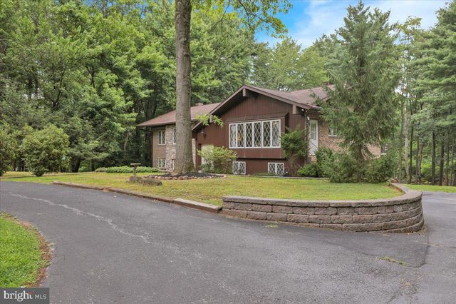 334 CANDY RD, Mohnton, PA 19540