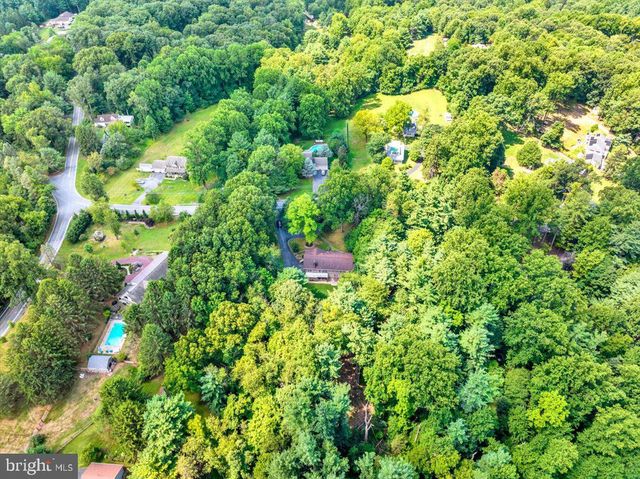 334 CANDY RD, Mohnton, PA 19540