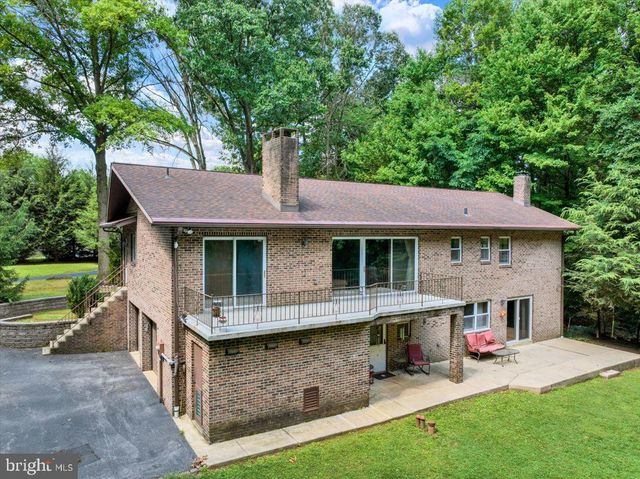 334 CANDY RD, Mohnton, PA 19540
