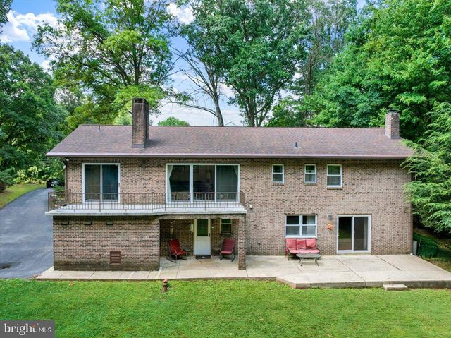 334 CANDY RD, Mohnton, PA 19540