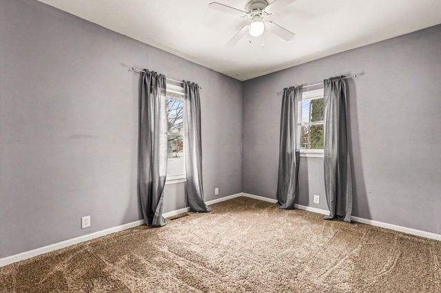 18 Genesse Street, La Crosse, IN 46348