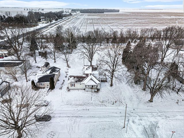 18 Genesse Street, La Crosse, IN 46348