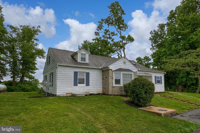 145 WEAVER RD, Lancaster, PA 17603