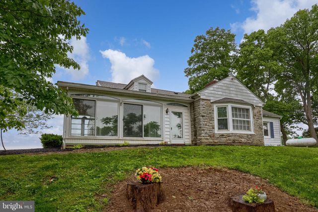 145 WEAVER RD, Lancaster, PA 17603