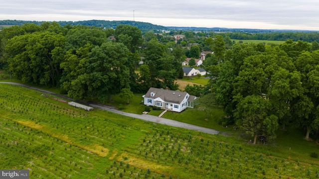 145 WEAVER RD, Lancaster, PA 17603