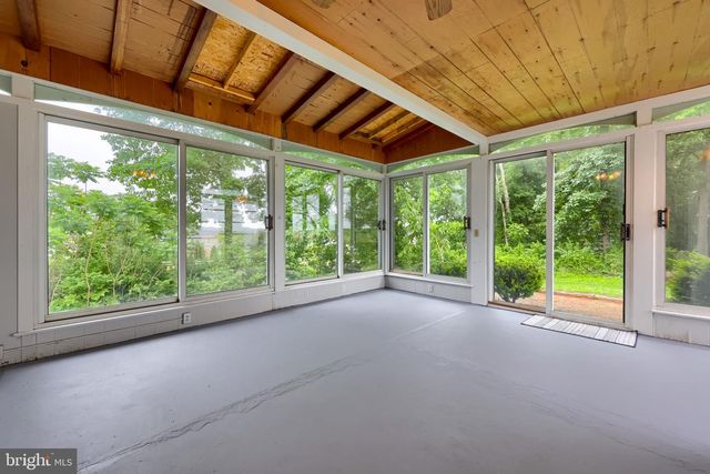 145 WEAVER RD, Lancaster, PA 17603