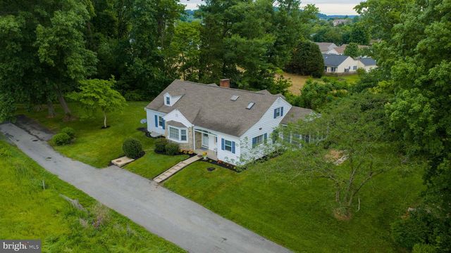 145 WEAVER RD, Lancaster, PA 17603