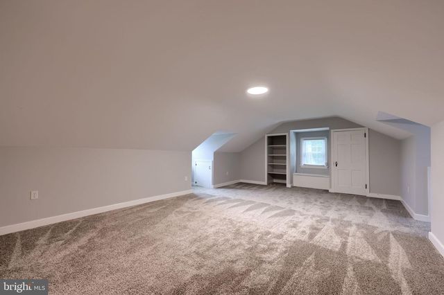 145 WEAVER RD, Lancaster, PA 17603