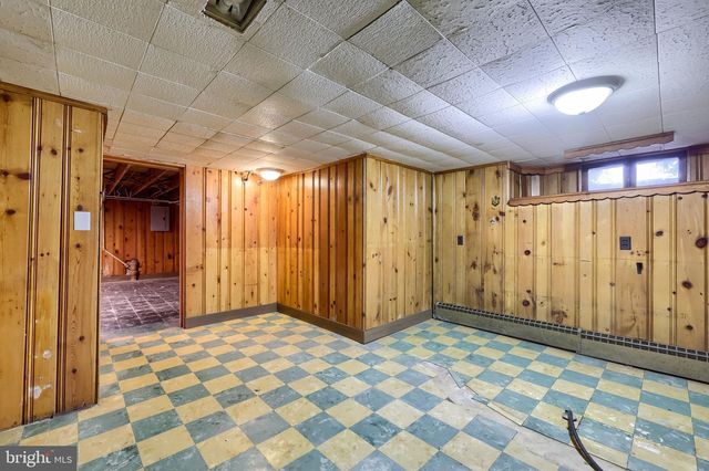 145 WEAVER RD, Lancaster, PA 17603