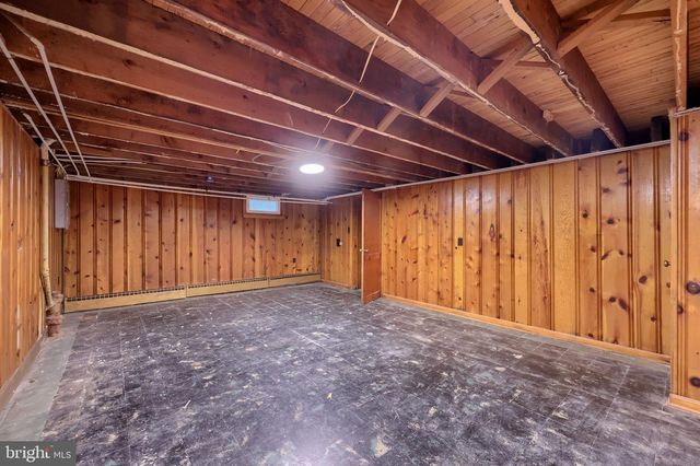 145 WEAVER RD, Lancaster, PA 17603