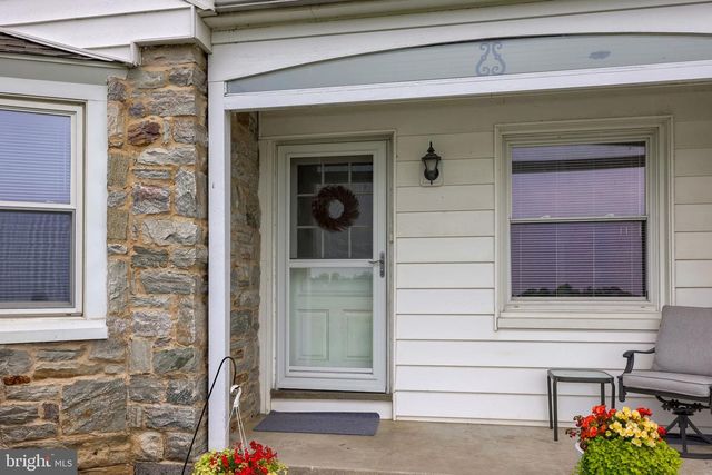 145 WEAVER RD, Lancaster, PA 17603