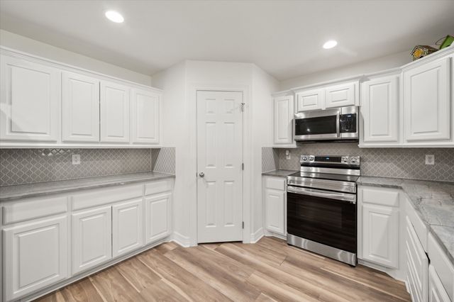 203 County Road 3124a, Corsicana, TX 75109