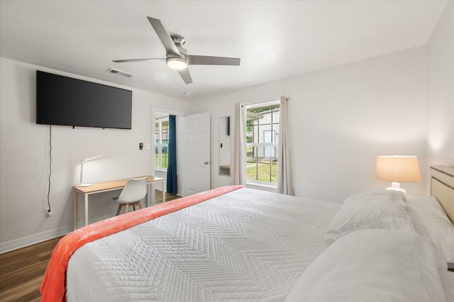 203 County Road 3124a, Corsicana, TX 75109