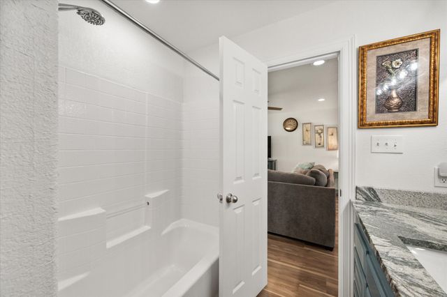 203 County Road 3124a, Corsicana, TX 75109