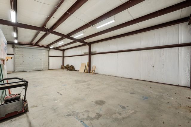 203 County Road 3124a, Corsicana, TX 75109