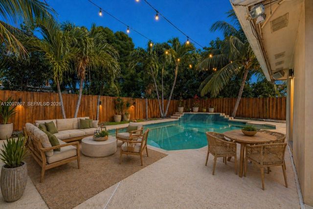 4051 NE 17th Ter, Pompano Beach, FL 33064